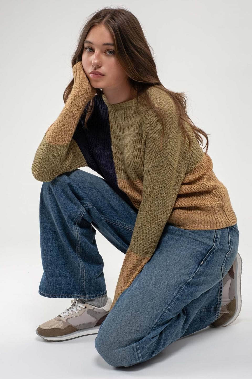 COLORBLOCK KNIT SWEATER