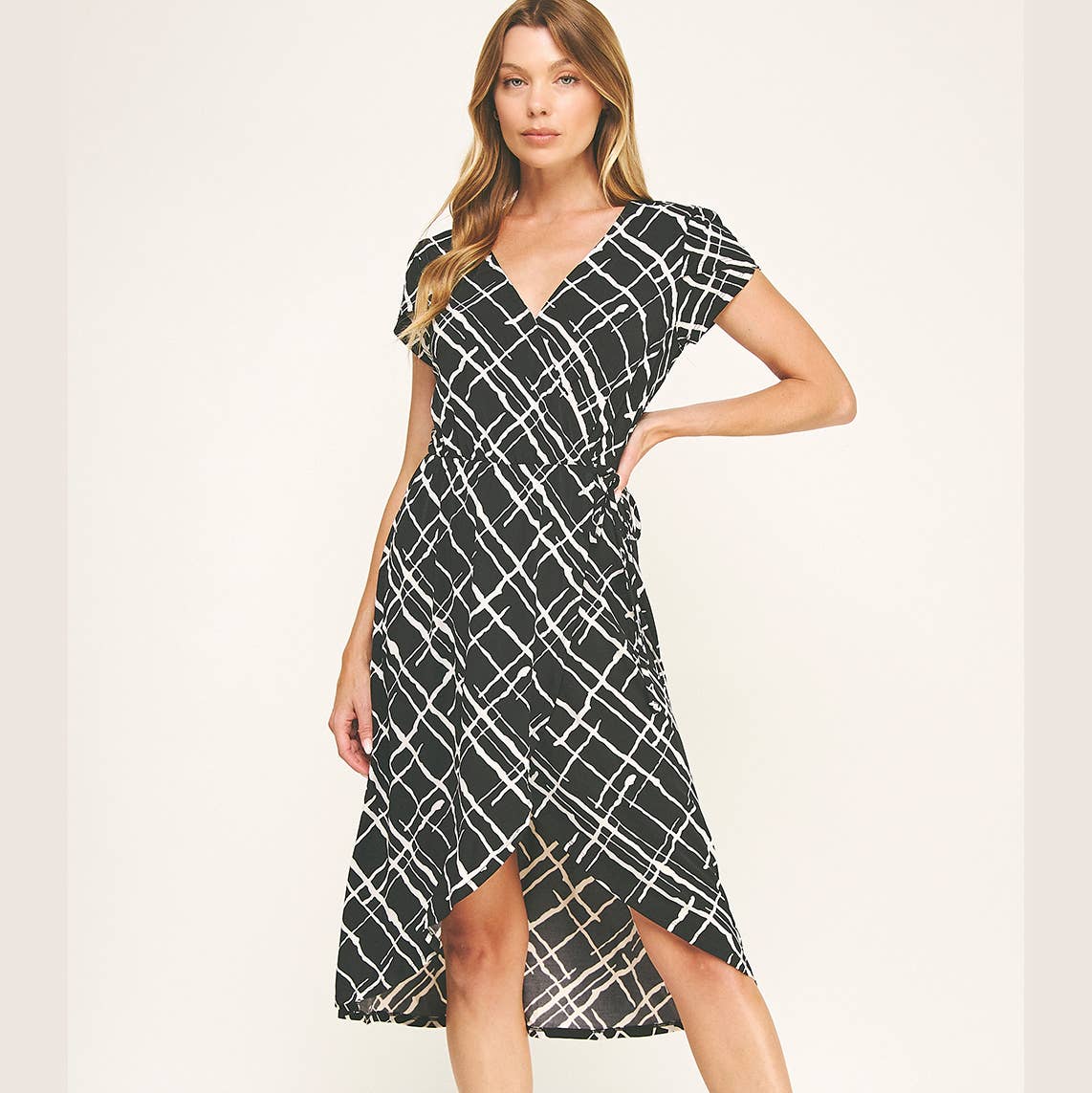 DAY TO NIGHT FAUX WRAP MIDI DRESS