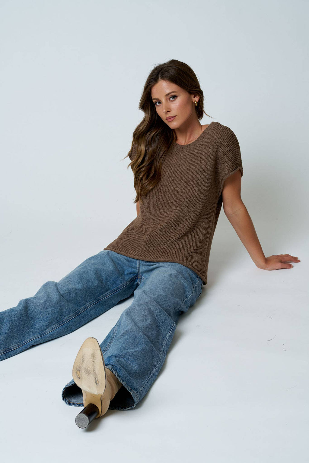 RAW SLEEVE RELAXED SWEATER