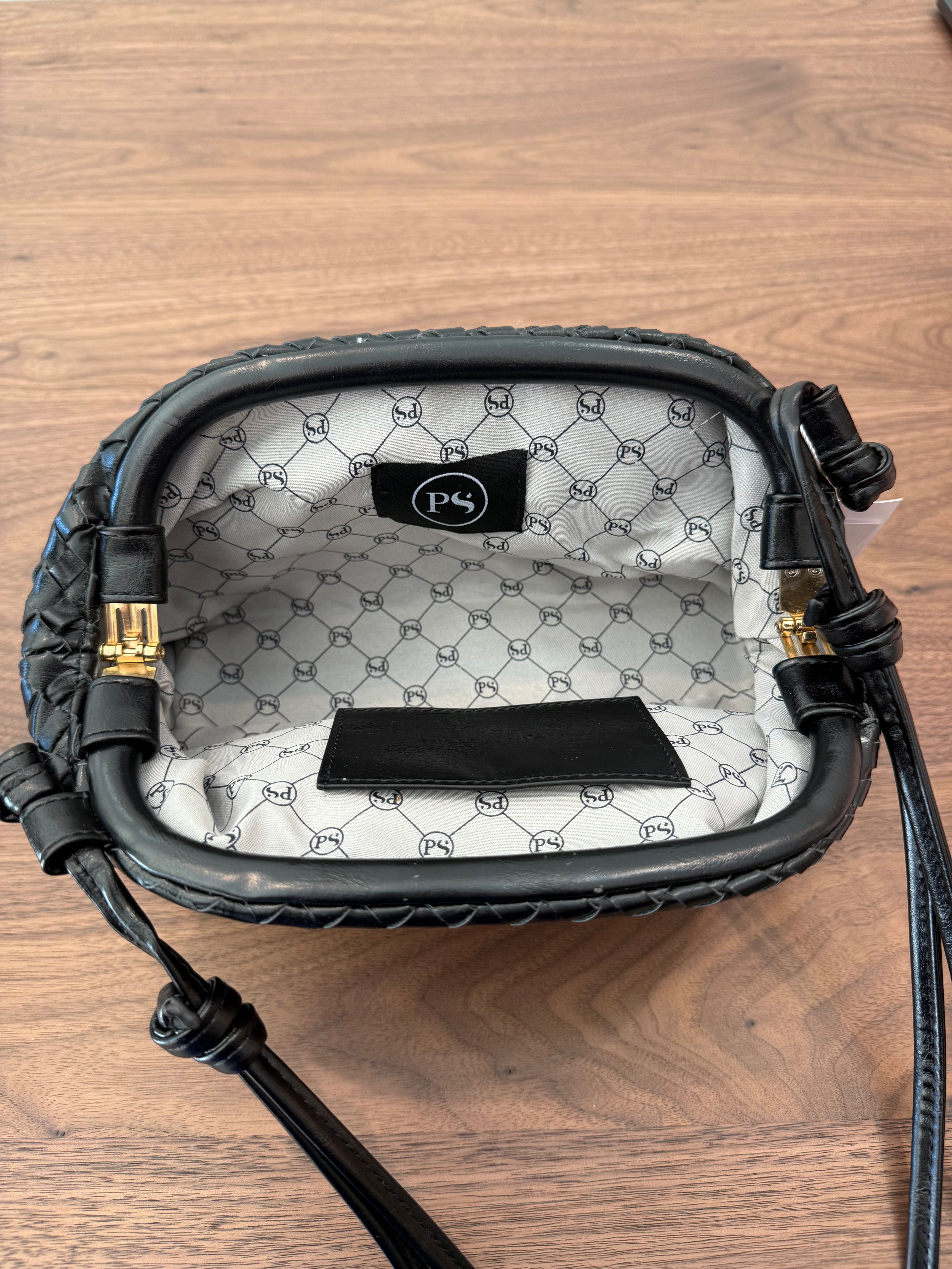 Lacy Woven Frame Crossbody