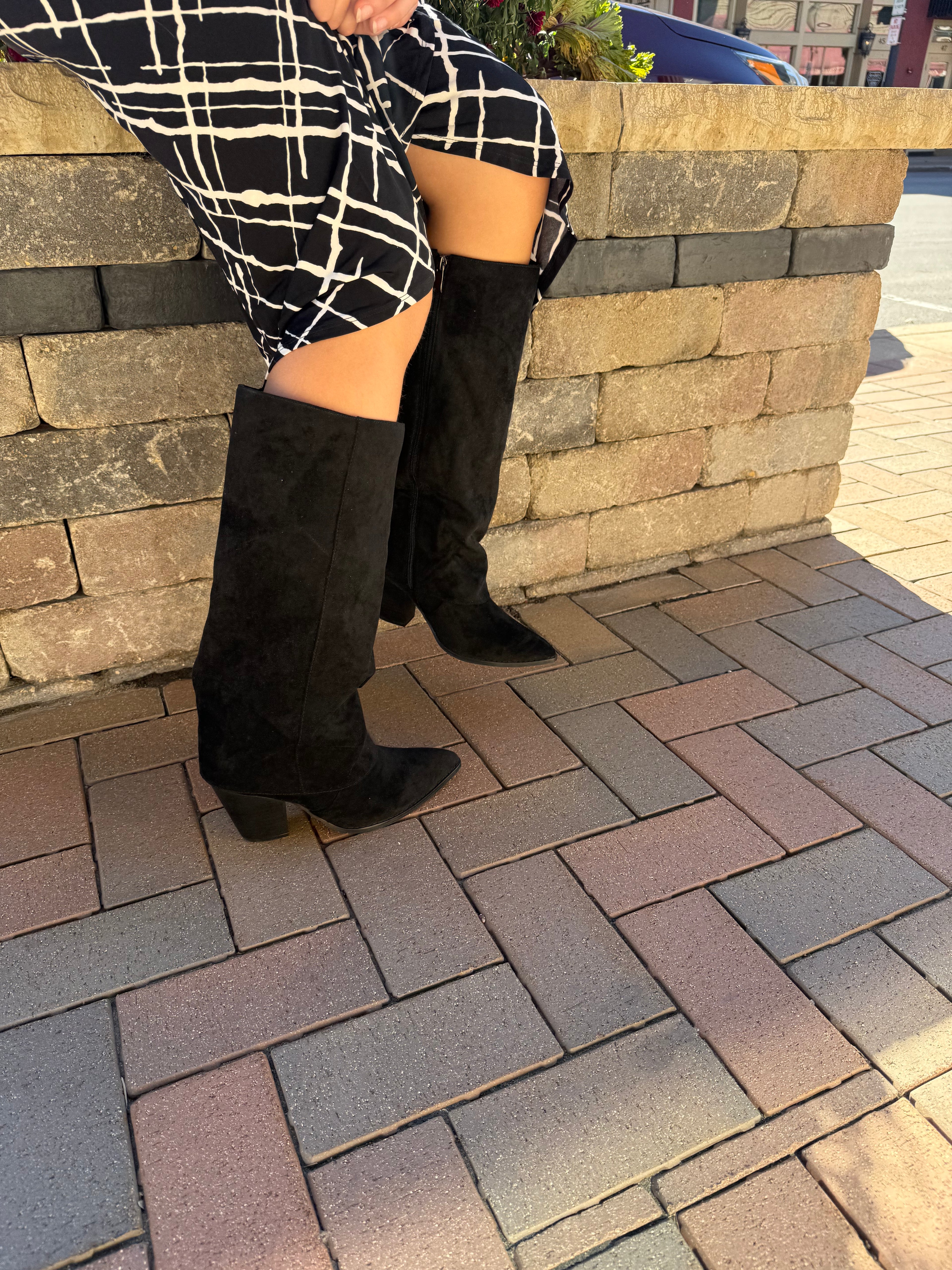 HIGH ROAD Black Faux Suede