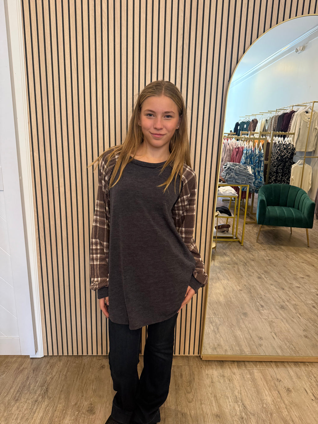 SOLID URBAN RIBBED & PLAID TOP