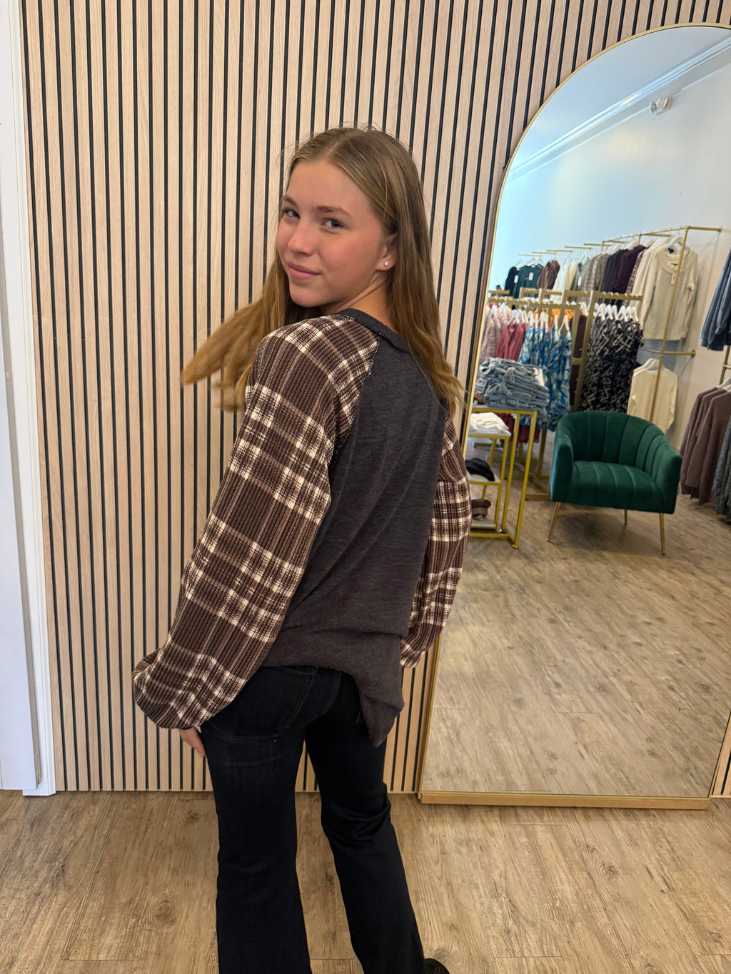 SOLID URBAN RIBBED & PLAID TOP