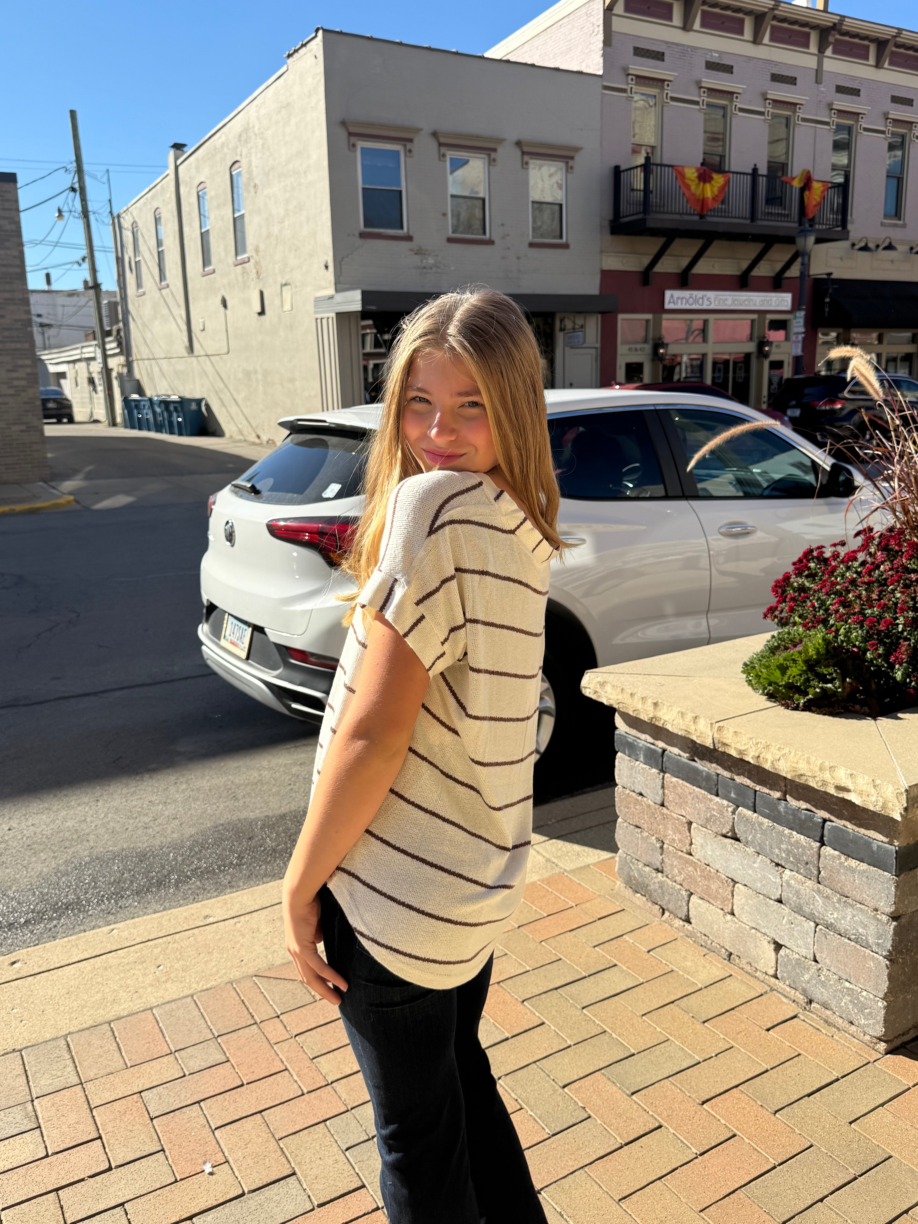 STRIPE V NECK KNIT TOP
