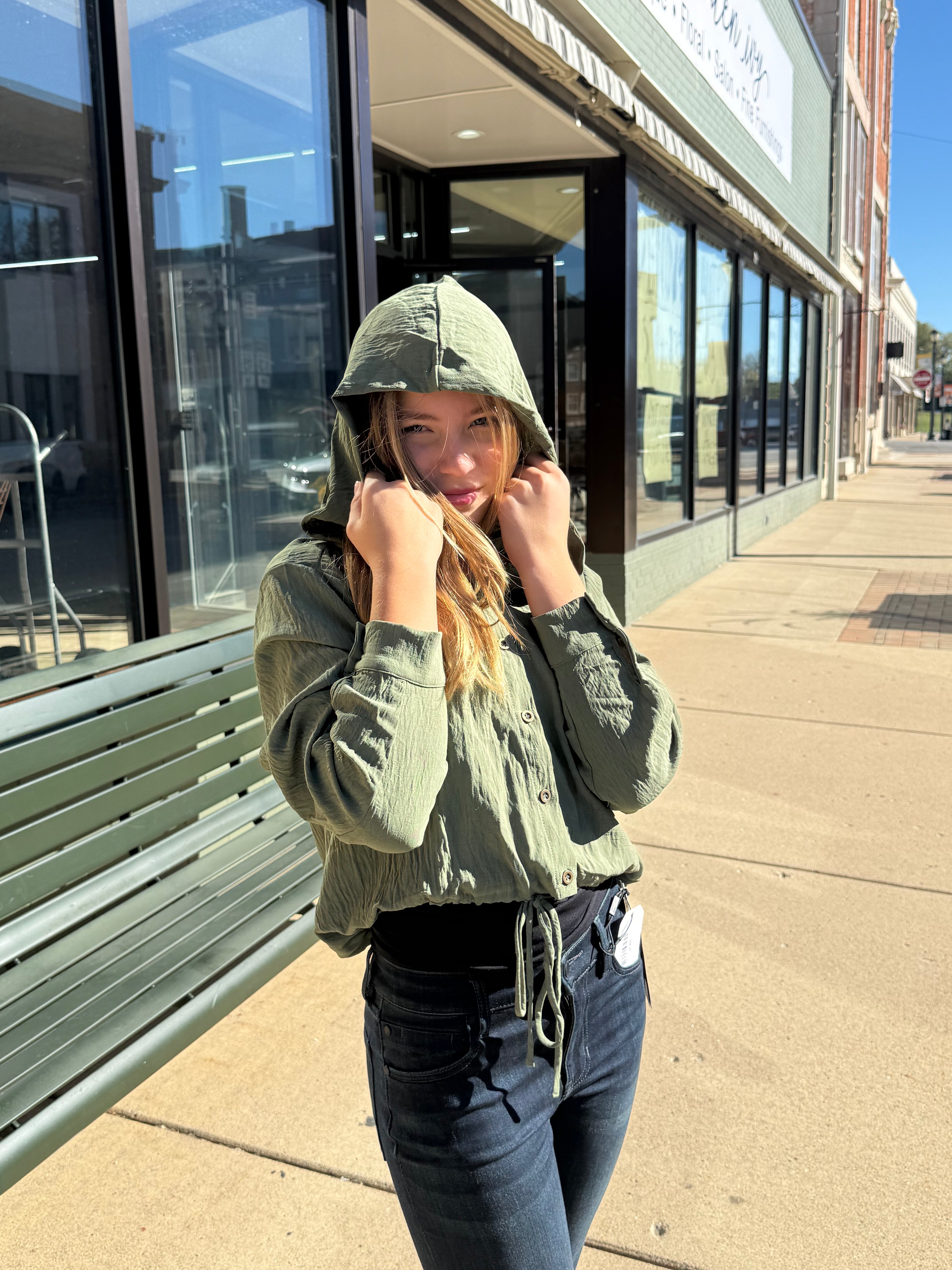 DRAWSTRING HEM BUTTON-DOWN