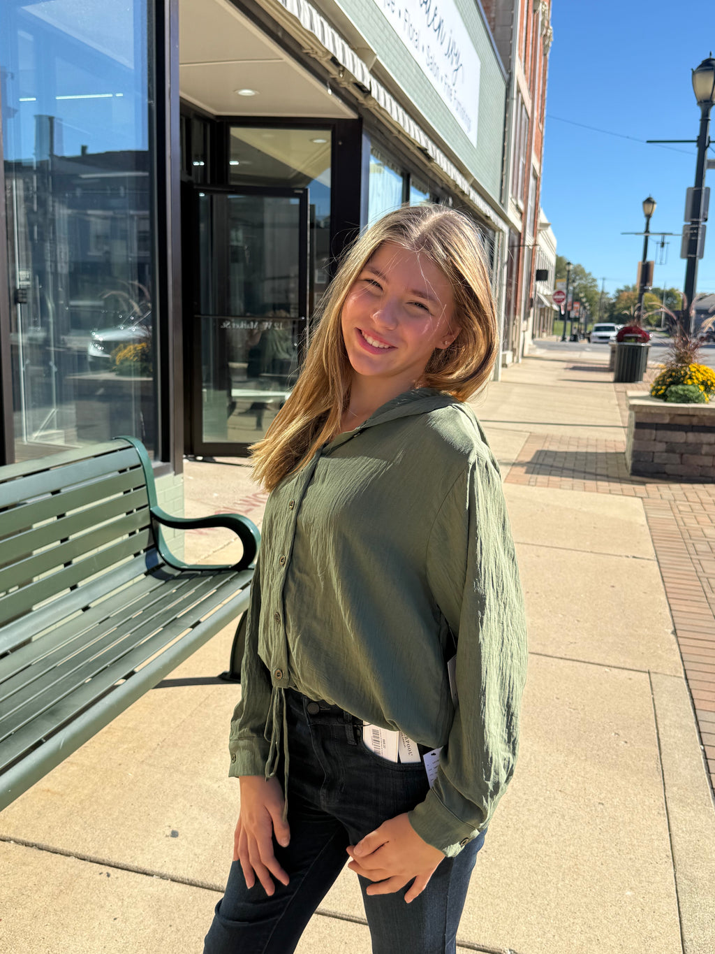 DRAWSTRING HEM BUTTON-DOWN