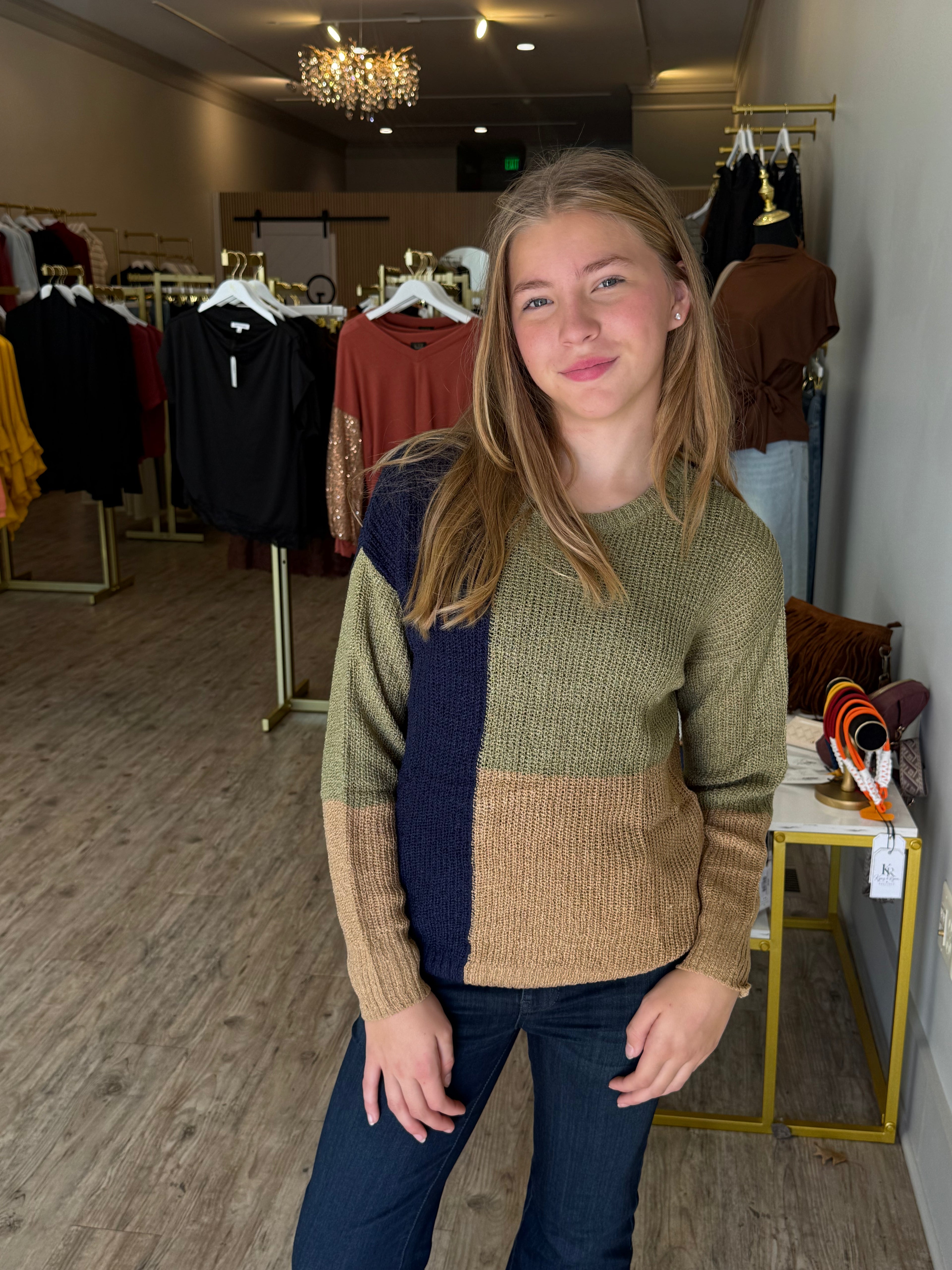 COLORBLOCK KNIT SWEATER
