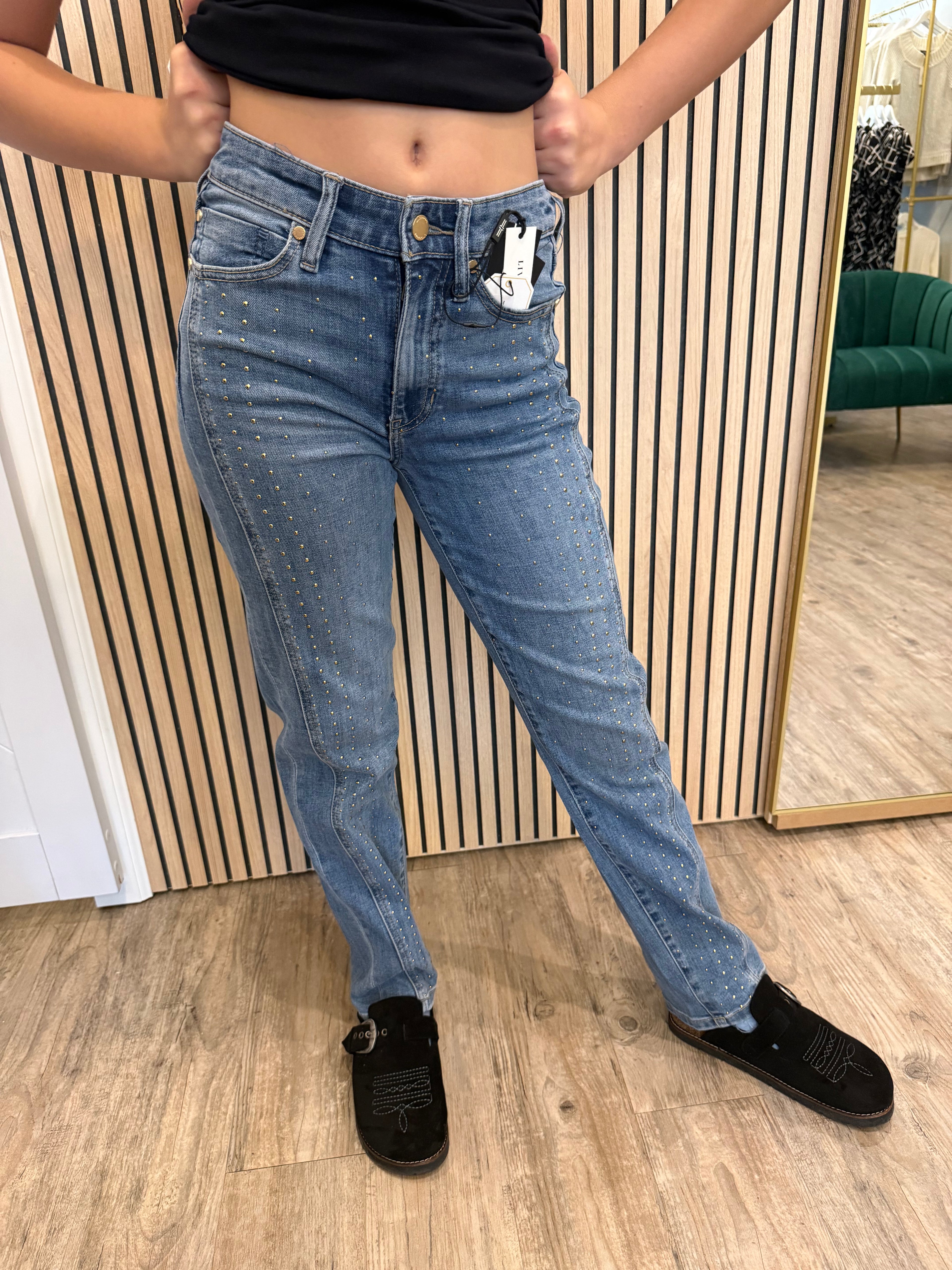 Kennedy Straight W/ Vertical Seam 30' Ins - Liverpool