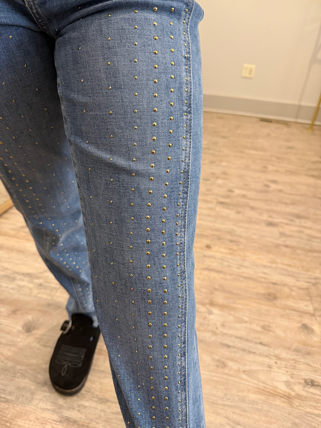 Kennedy Straight W/ Vertical Seam 30' Ins - Liverpool