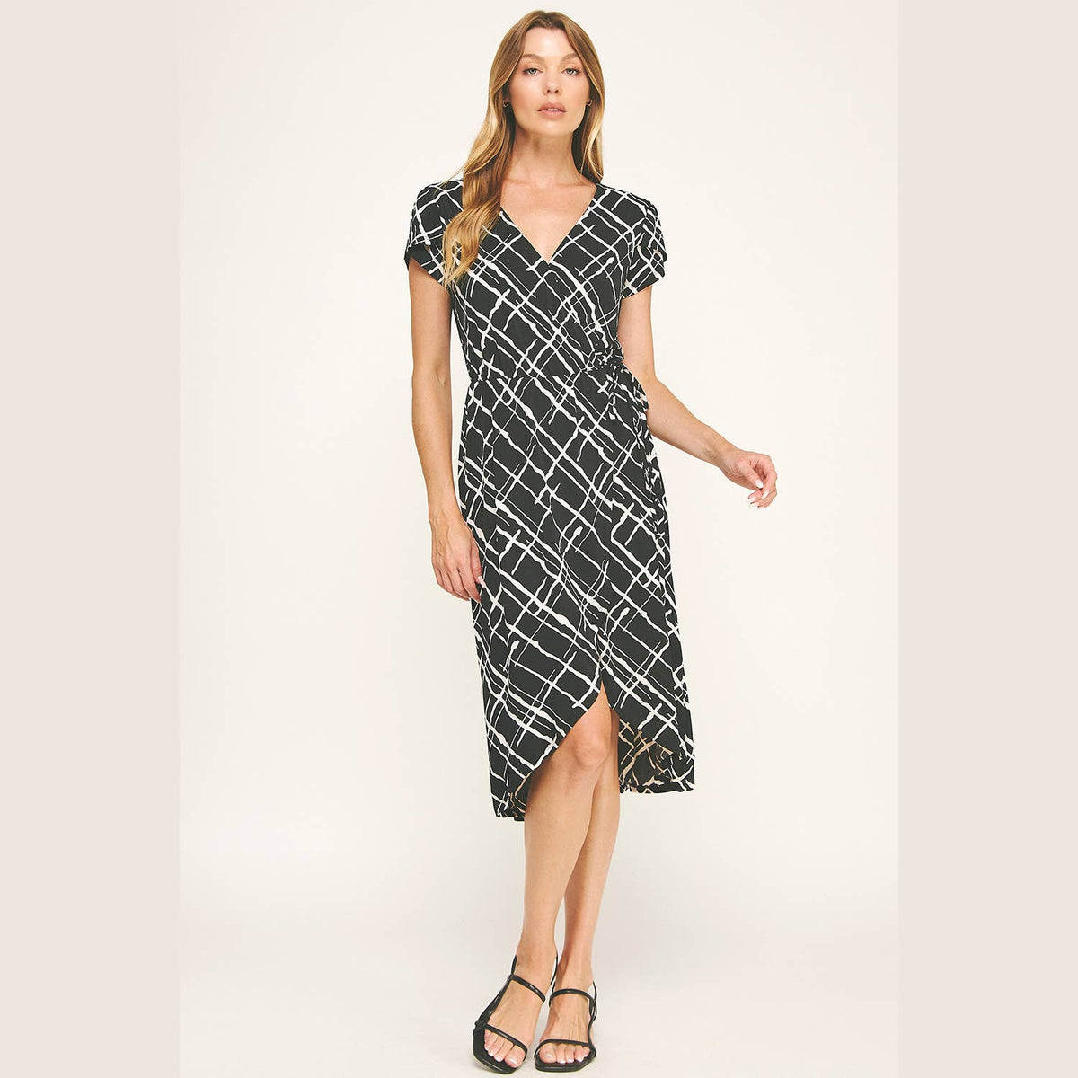DAY TO NIGHT FAUX WRAP MIDI DRESS